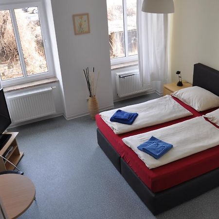 A Bed Privatzimmer Dresden - Nichtraucherpension Pokoj fotografie